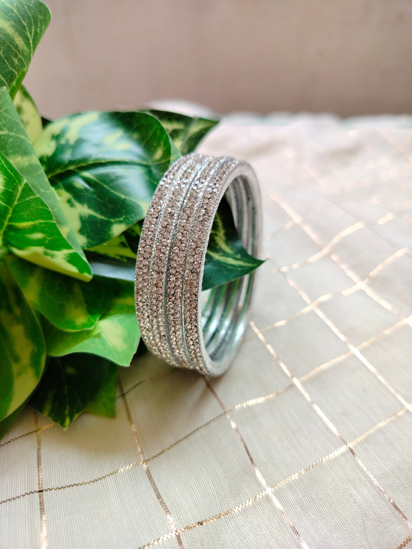 Border Bangles BBNB07