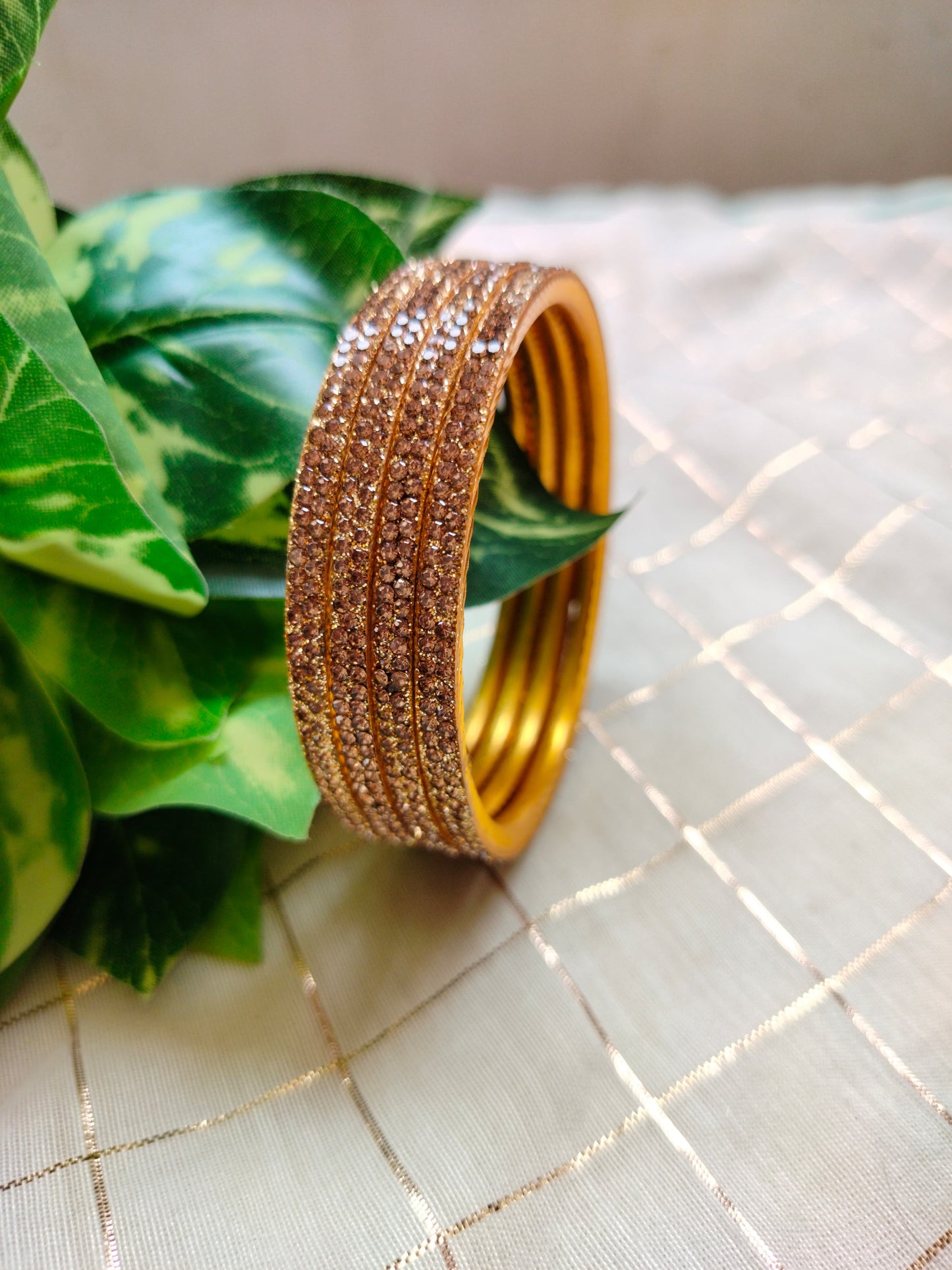 Border Bangles BBNB06