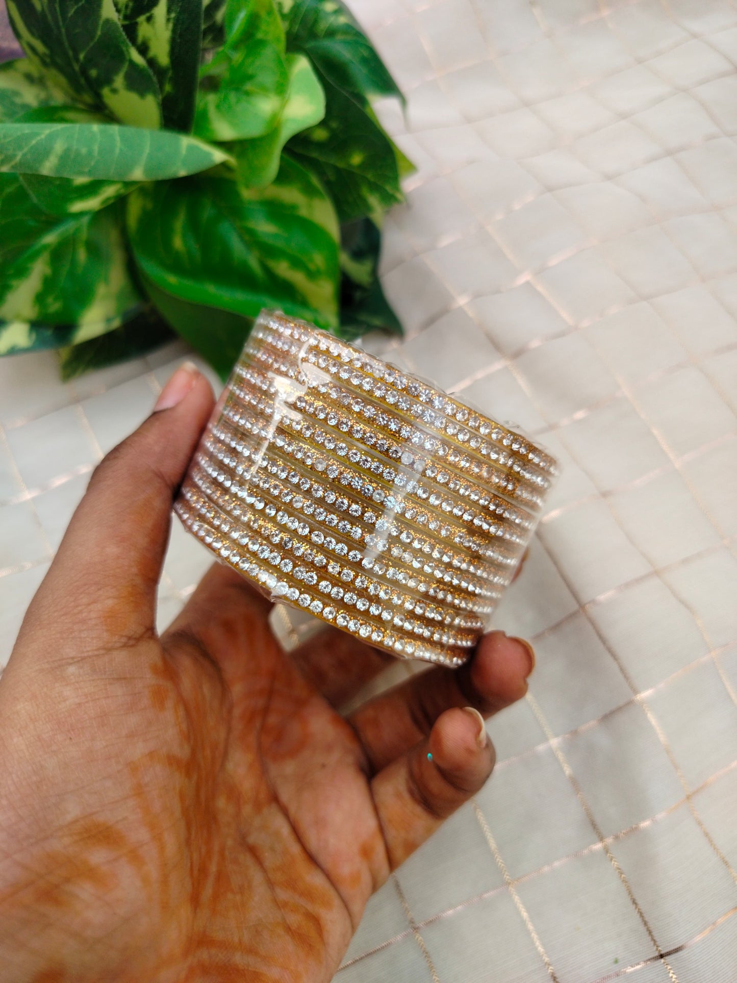 Border Bangles Glass BBNB03