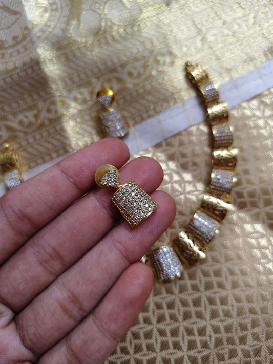 Victoria Necklace NNB11