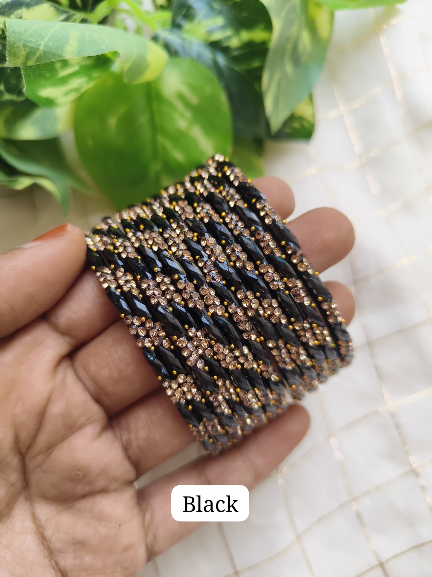 Vennila (6 Bangles)