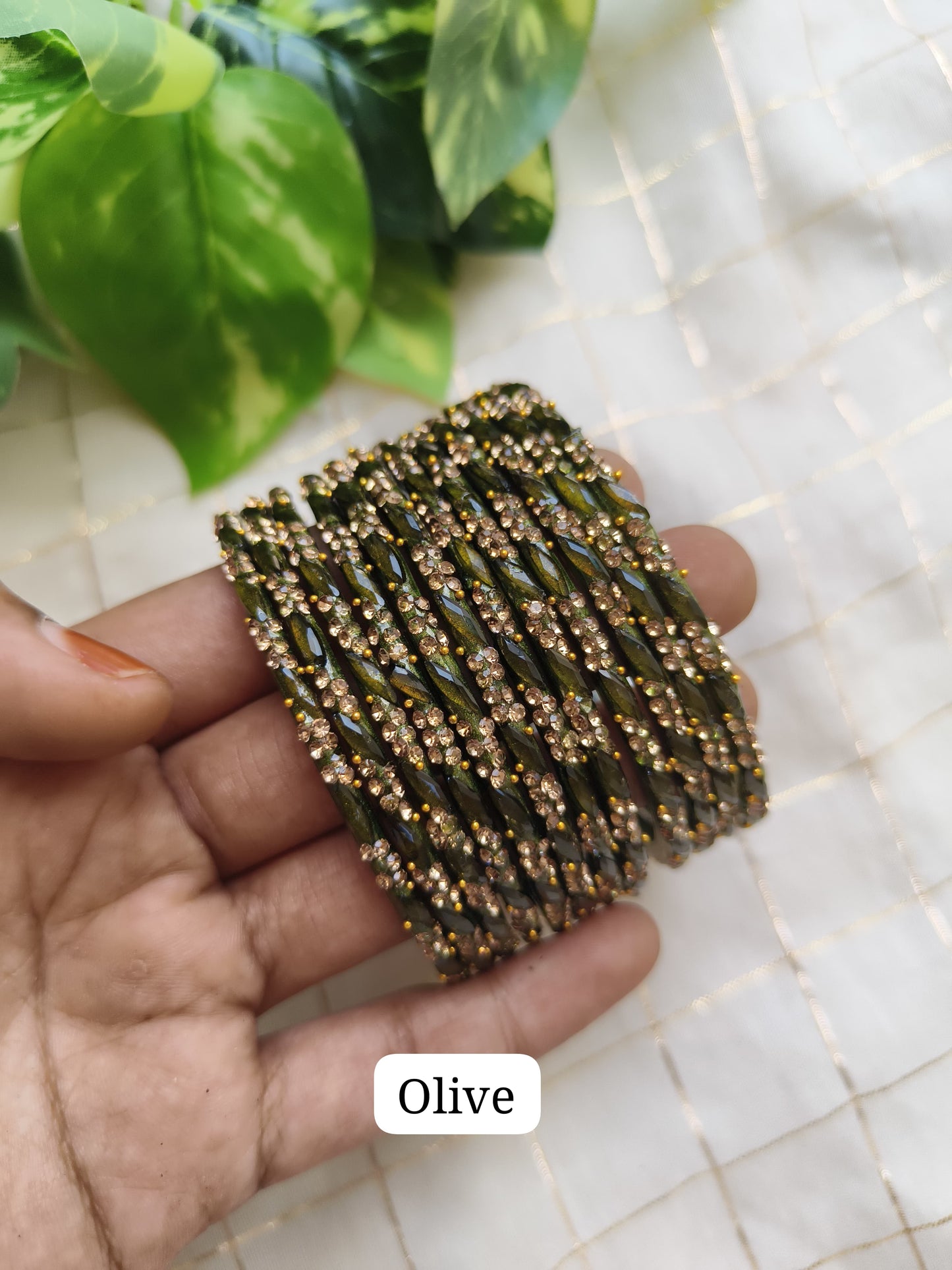 Vennila (6 Bangles)