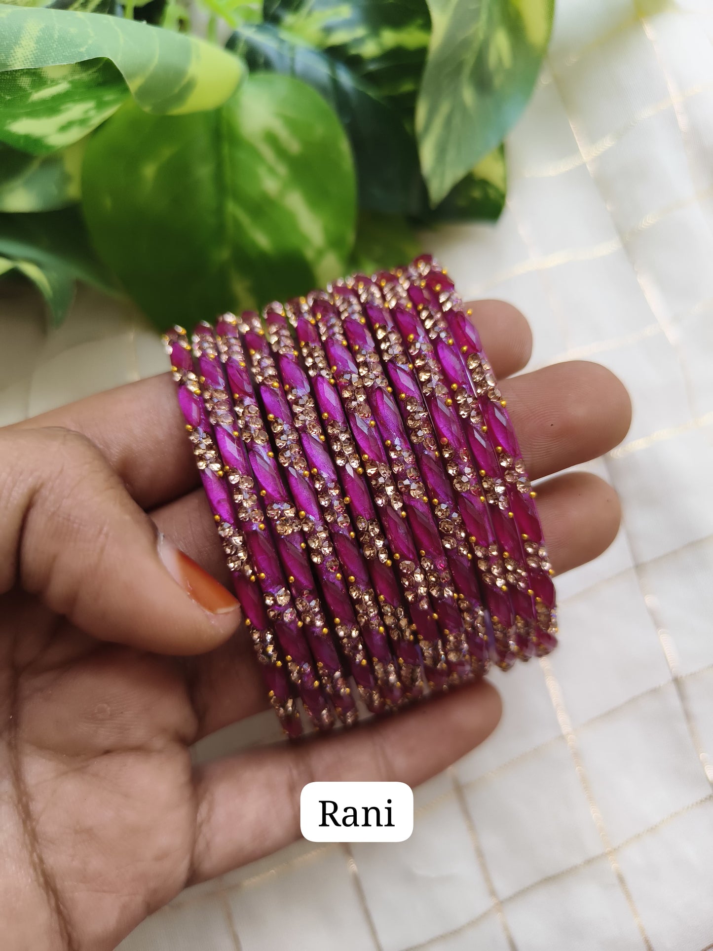 Vennila (6 Bangles)