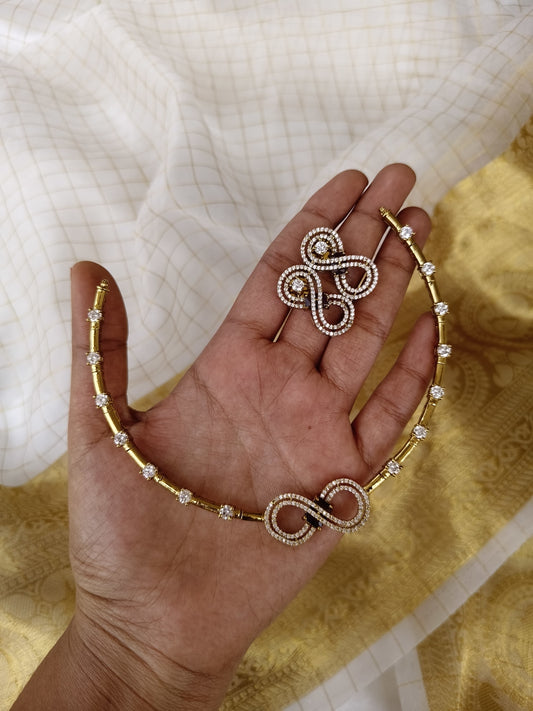 Infinity Bloom Necklace NNB59