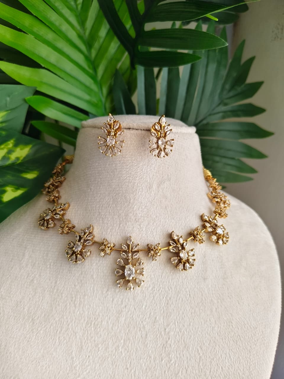 Tanisha Necklace NNB105