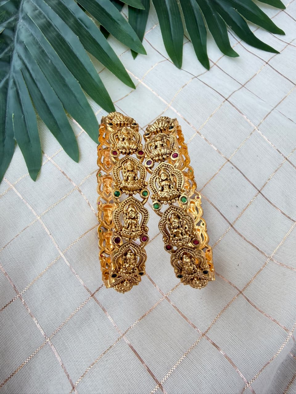 Lakshmi Metal bangles MBNB58