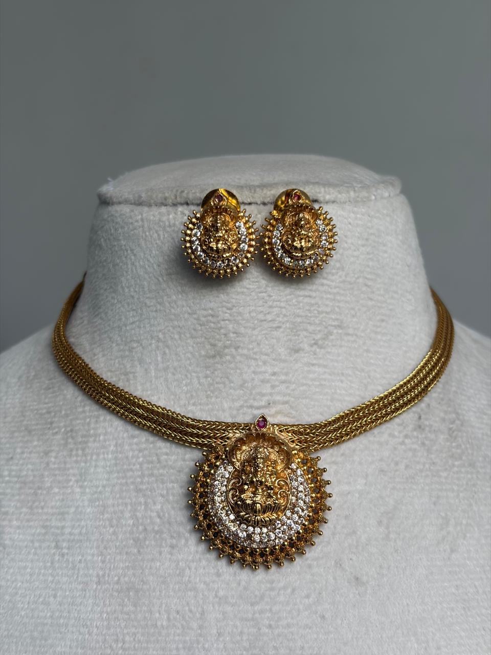 Agalvizhli Necklace NNB296
