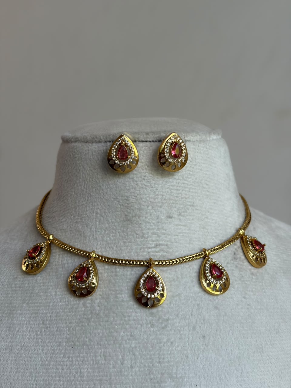 Neha Necklace NNB134