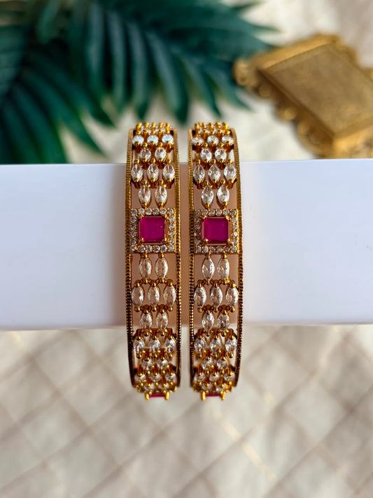 Aalia Metal Bangle MBNB16