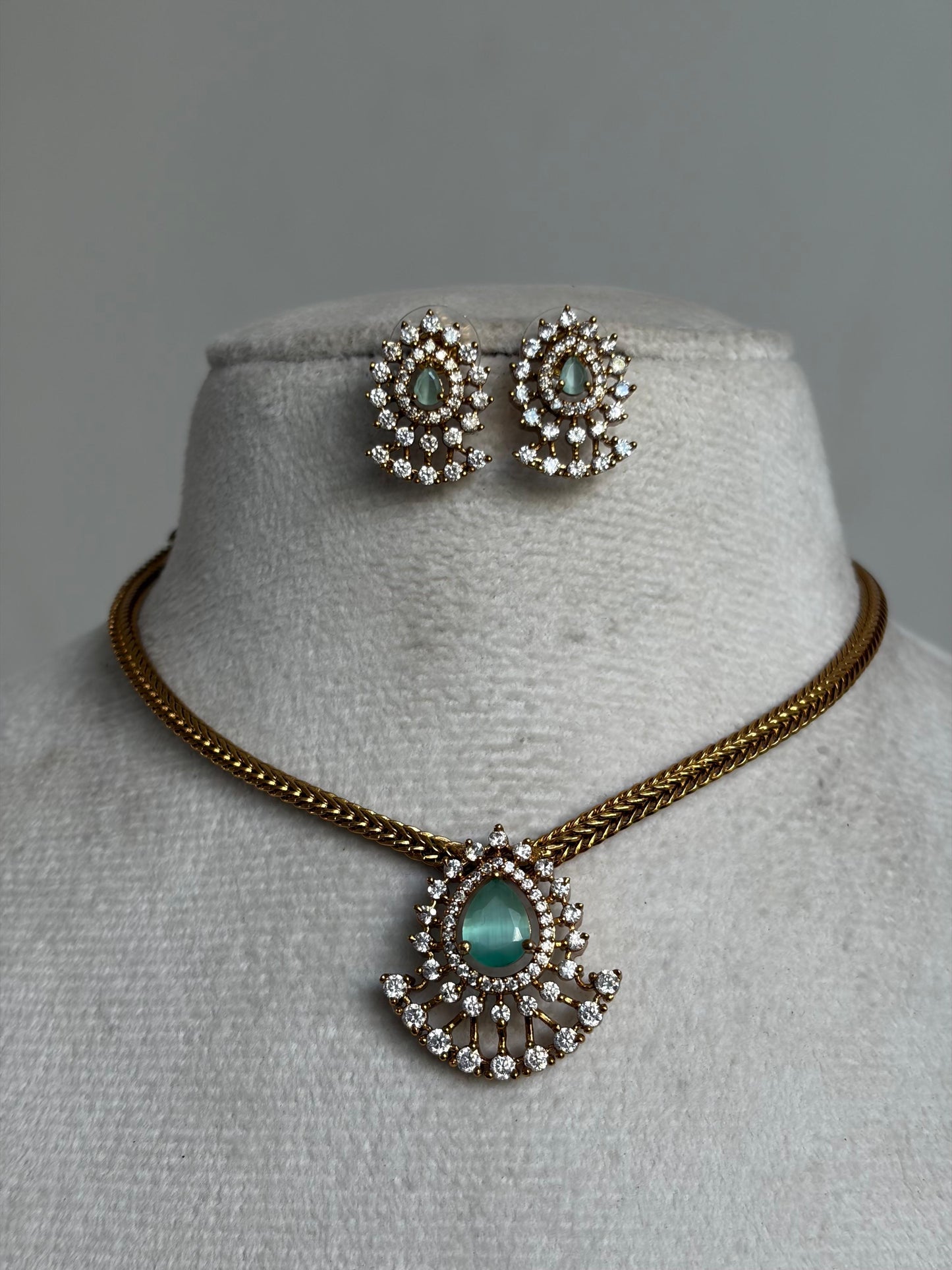 Teal Necklace NNB29