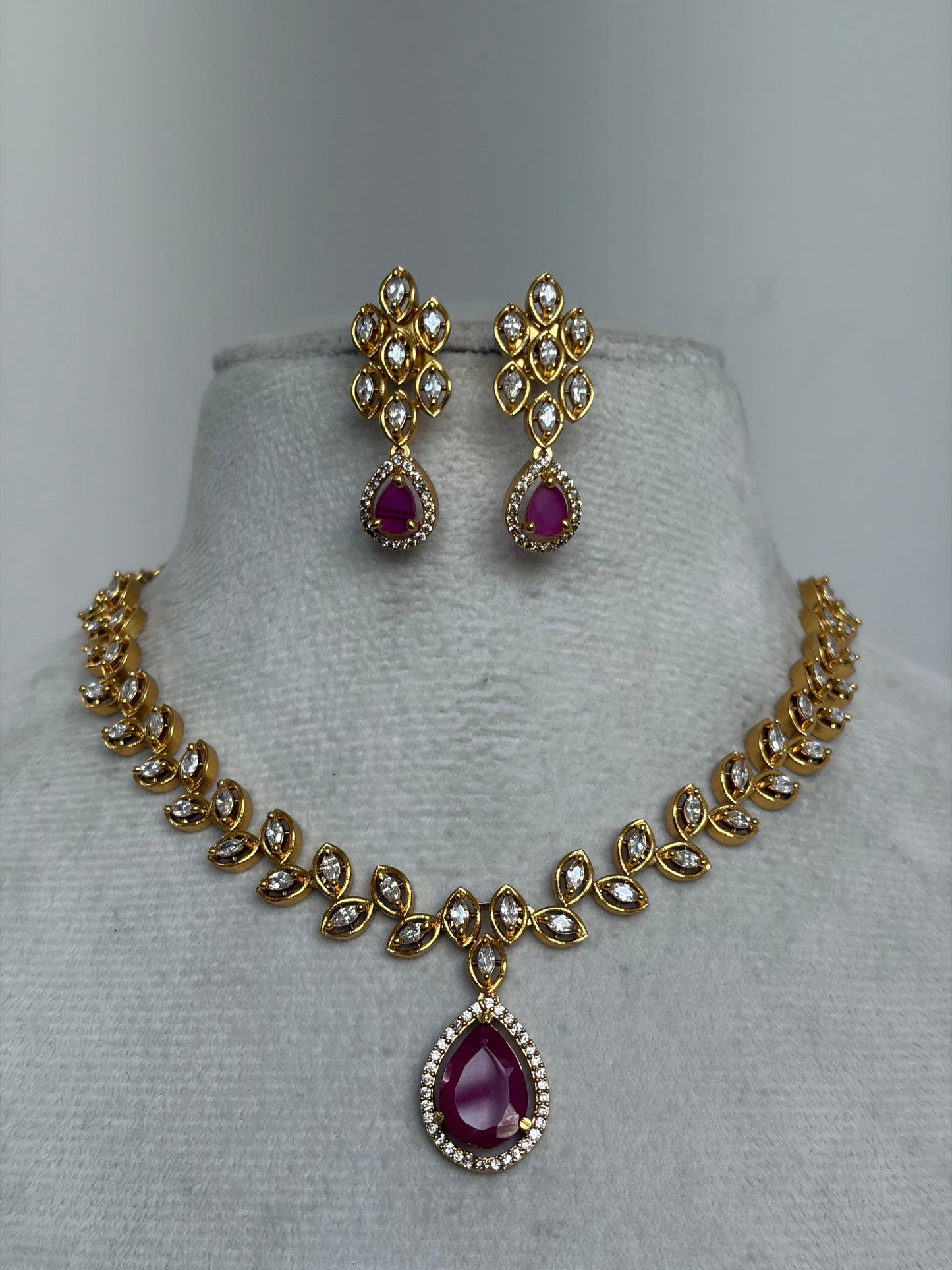Leafy Pink Drop Necklace NNB206