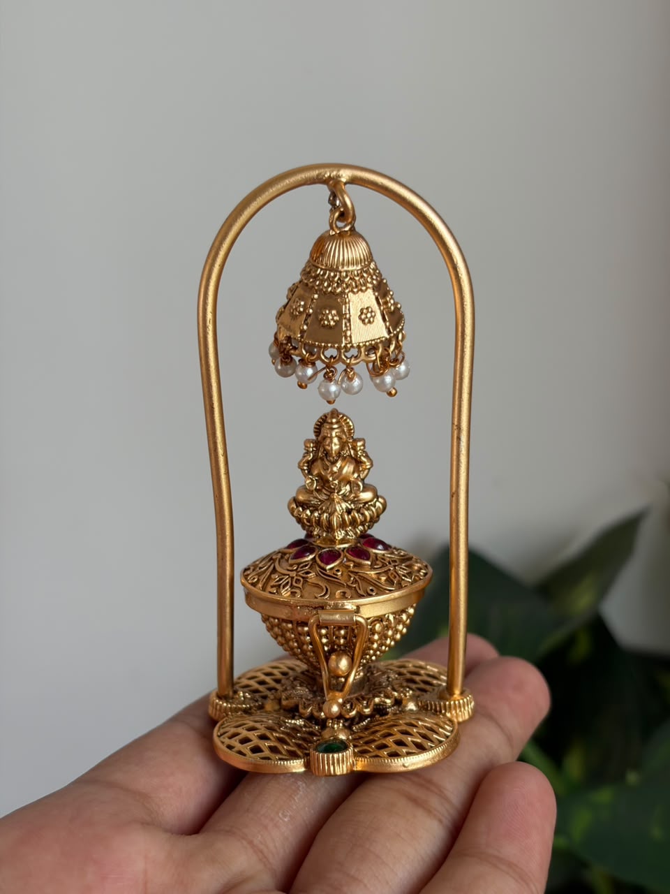Lakshmi Kumkum Box KB05