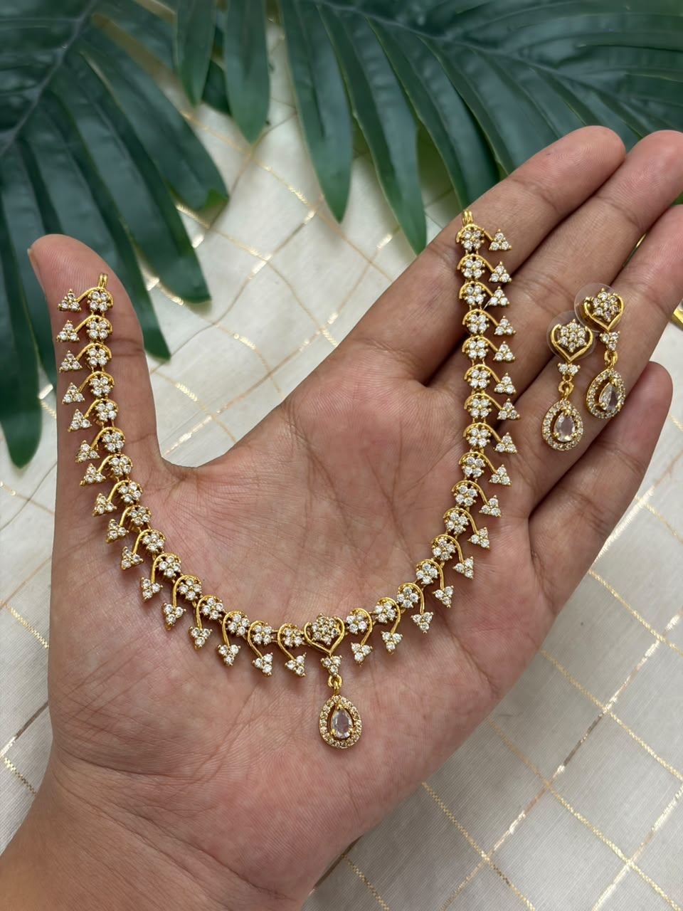 Flower Drop Necklace NNB336