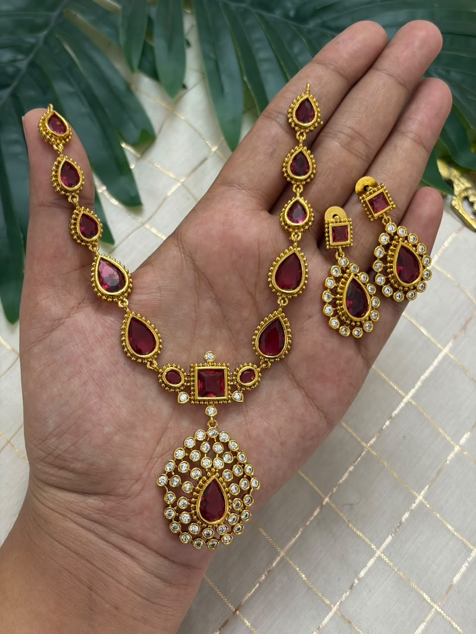 Emerald Pink Necklace NNB350