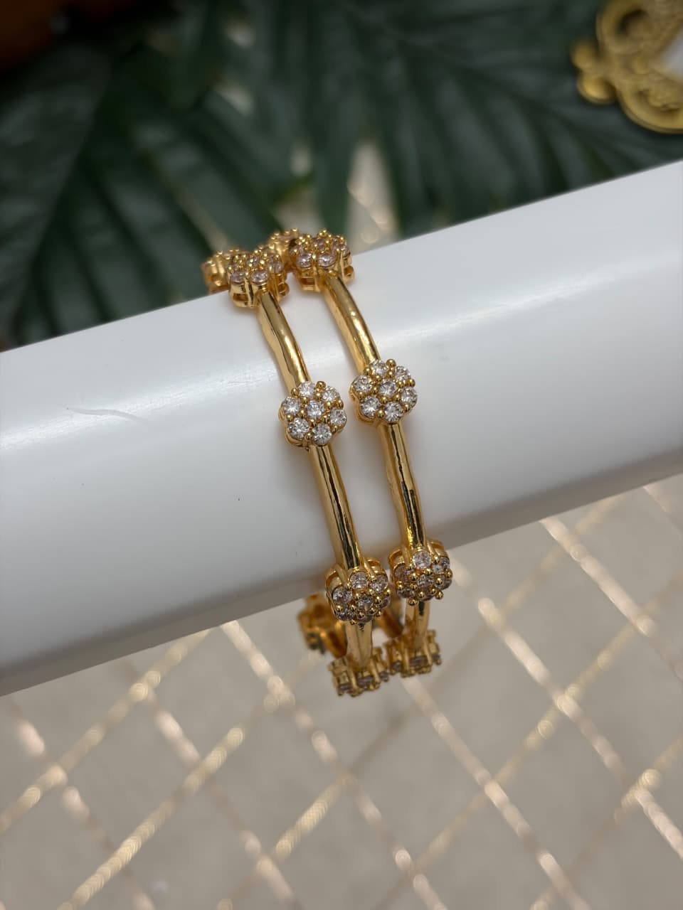 Flower Kids Metal Bangle MBNB174