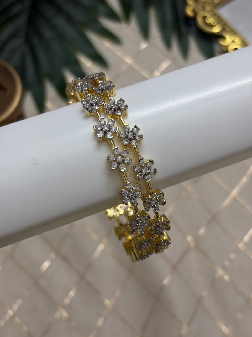 Flower Metal Bangles MBNB206