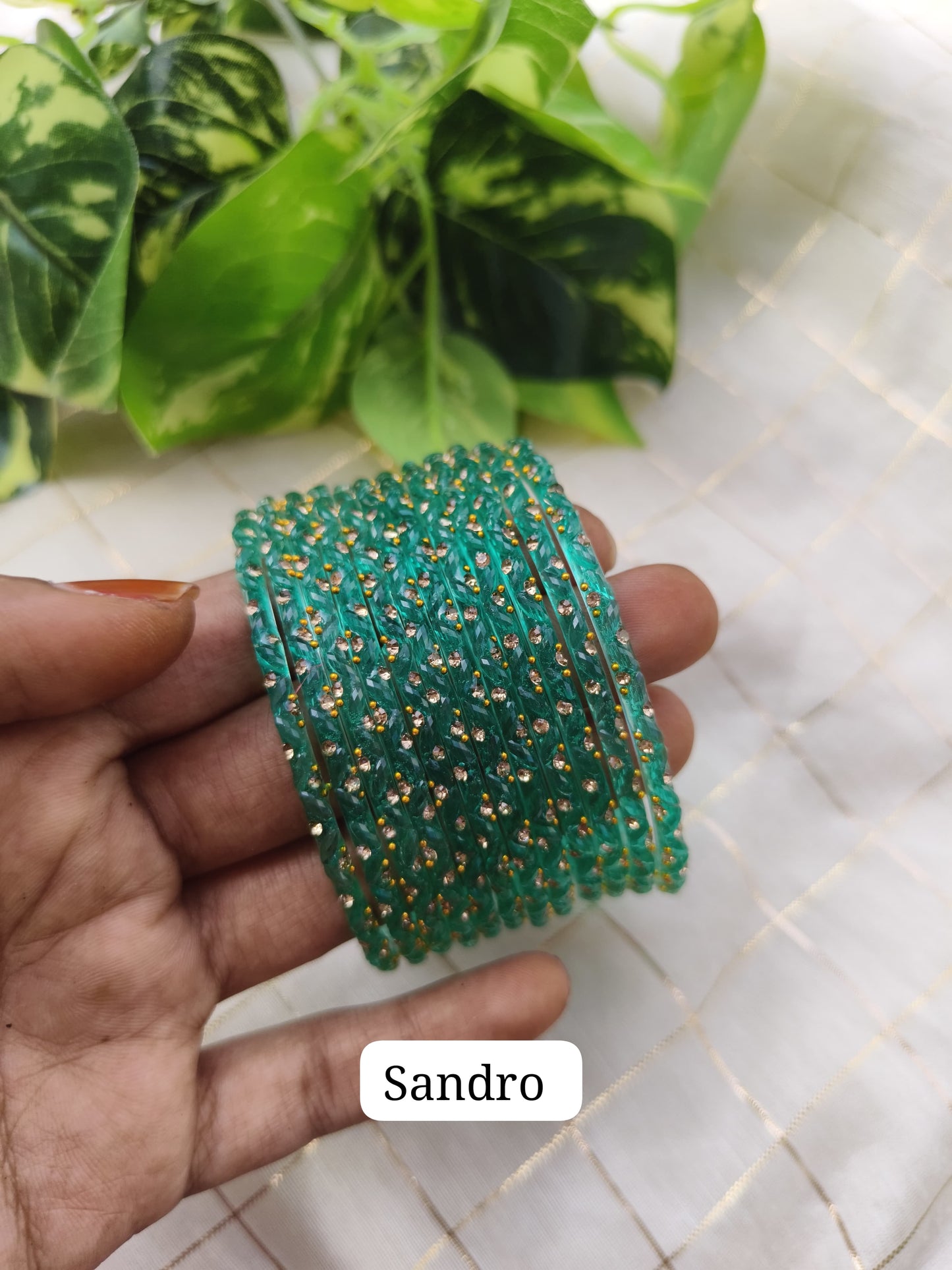 Anvi (6 bangles)