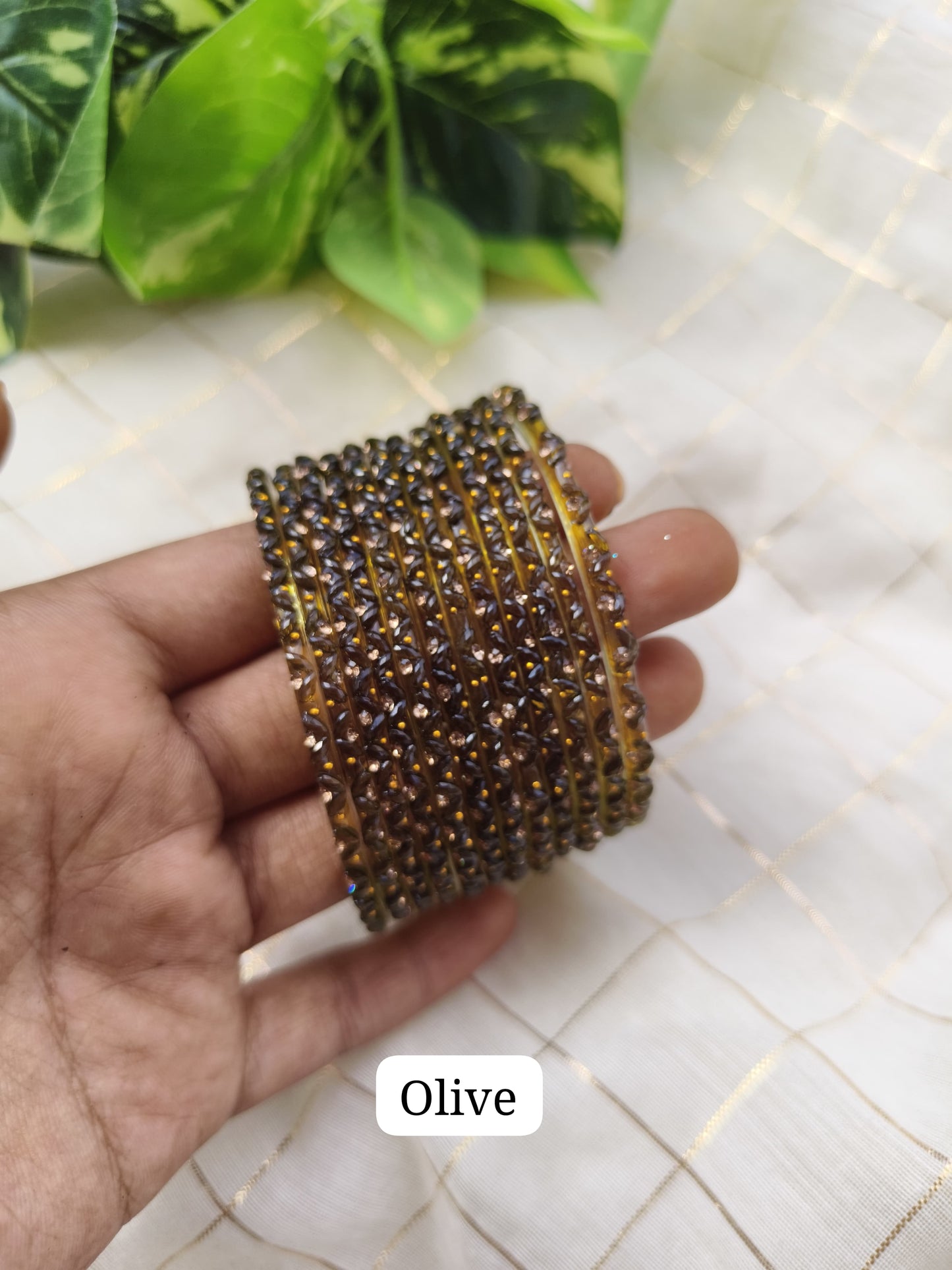 Anvi (6 bangles)
