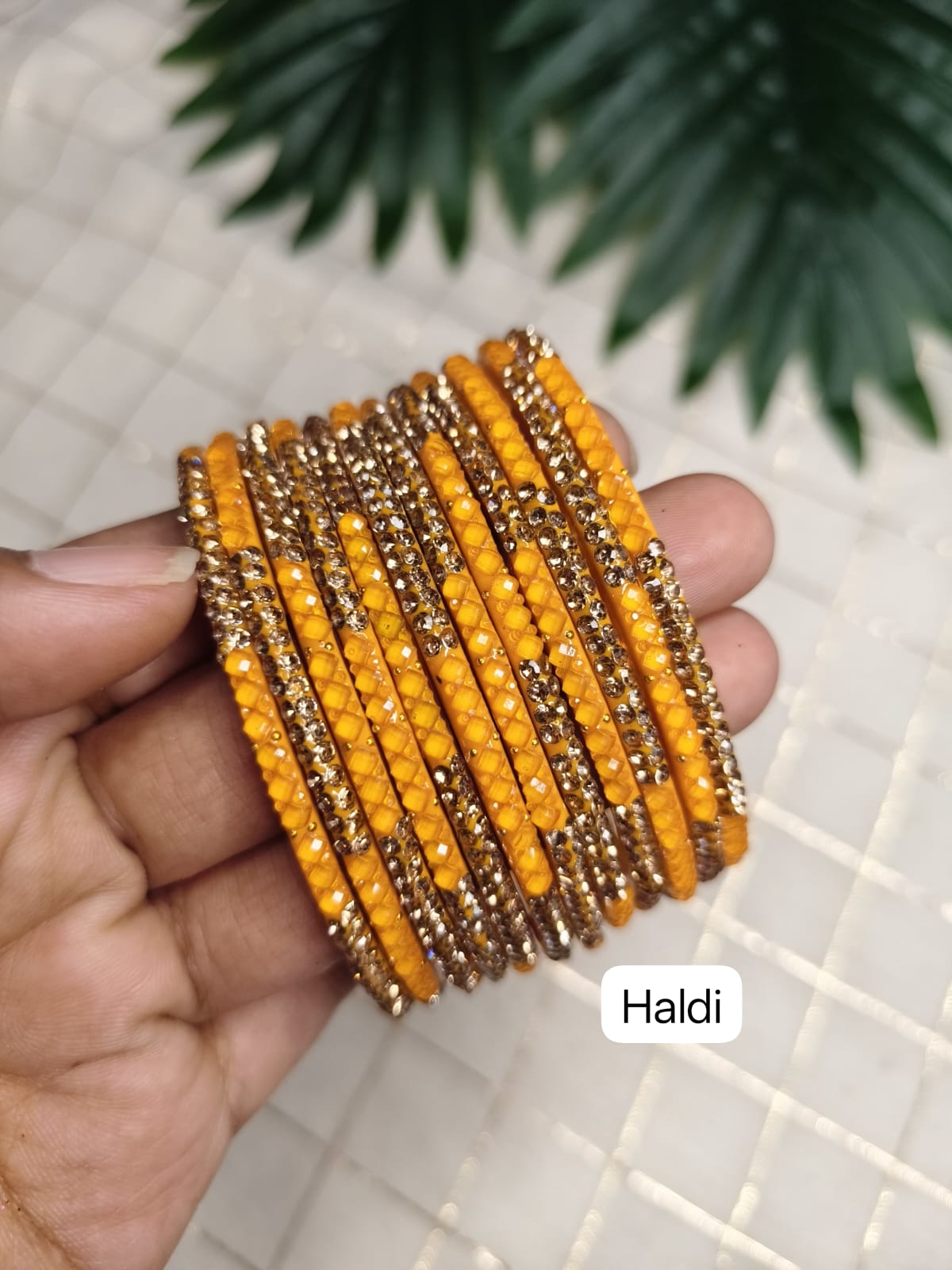 Kaarkuzhali Glass Bangles