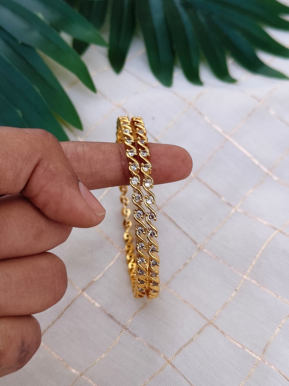 Yugal Metal Bangle MBNB11