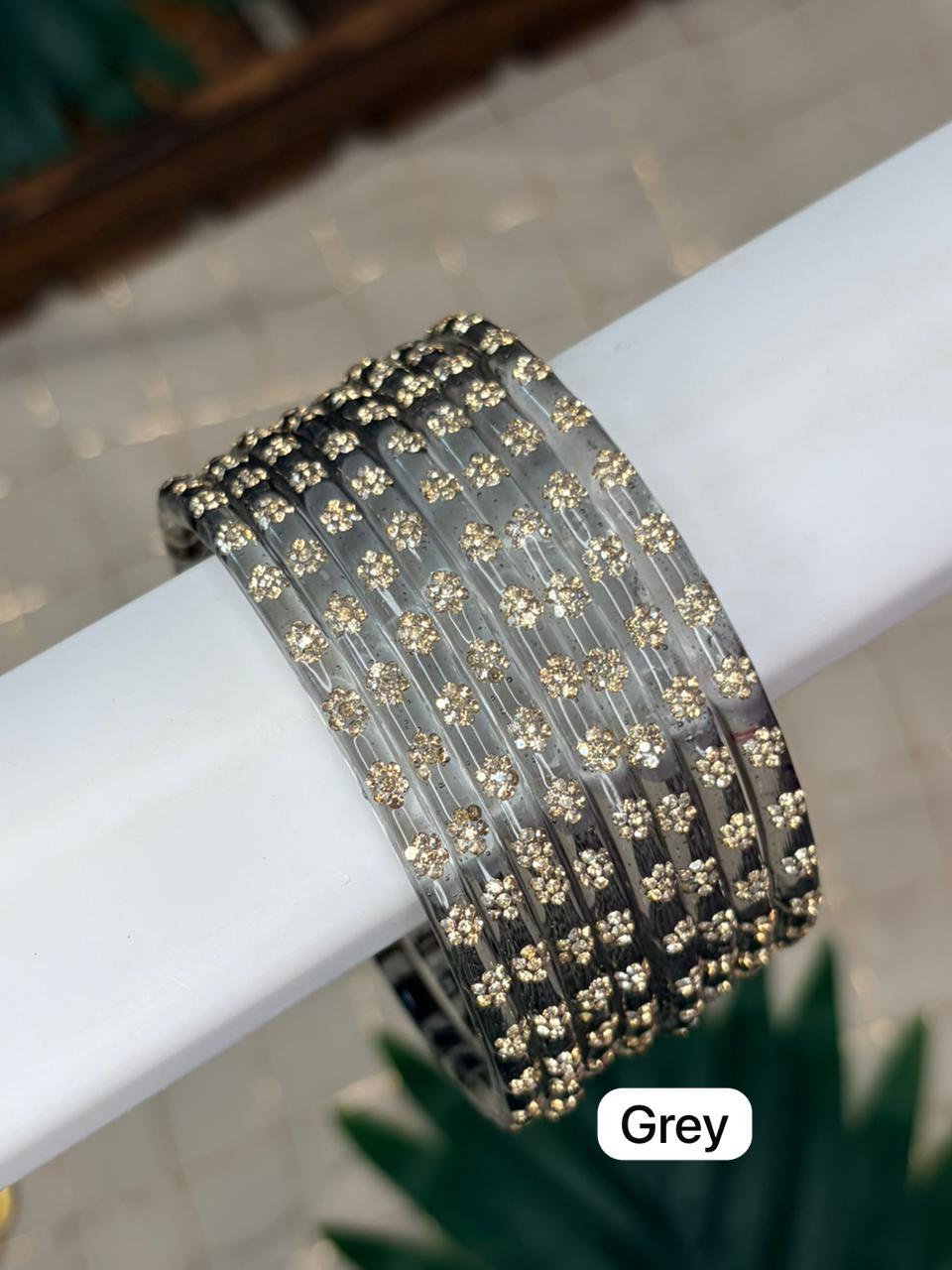 Riya Glass Bangles
