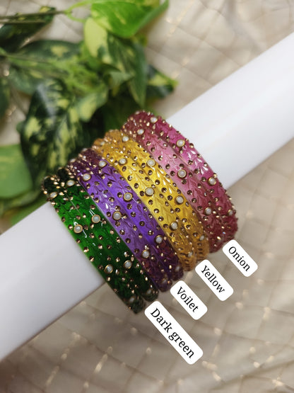 Akira Glass Kada