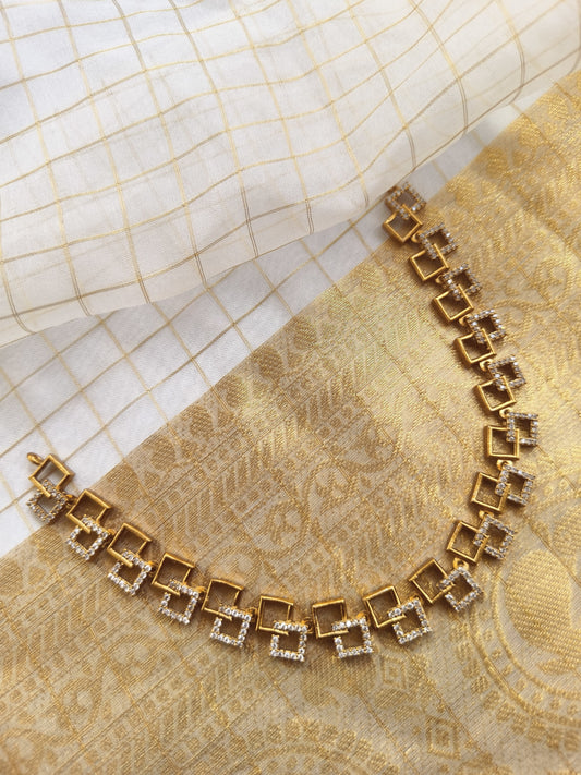 Squarish Necklace NNB41