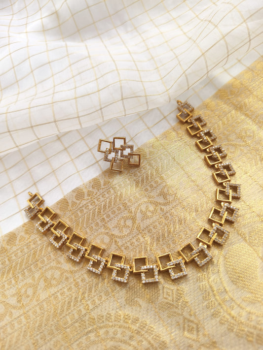 Squarish Necklace NNB41