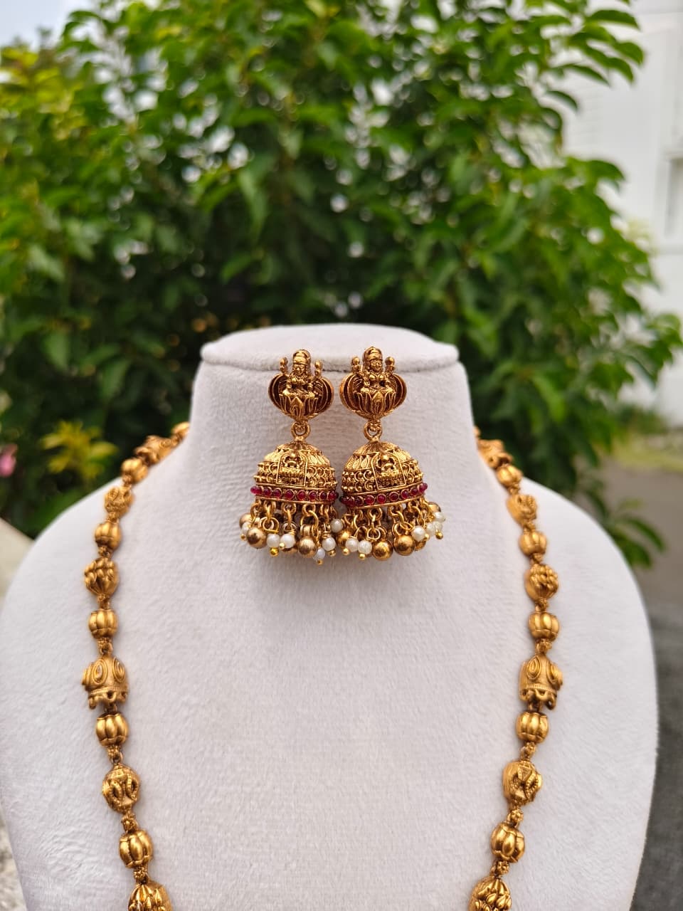 Lakshmi Mala NNB82
