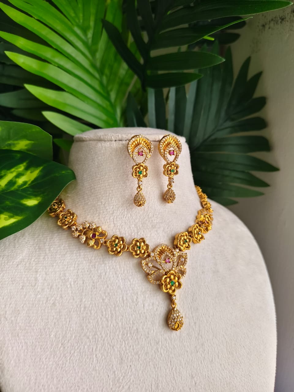 Eesha Necklace NNB116