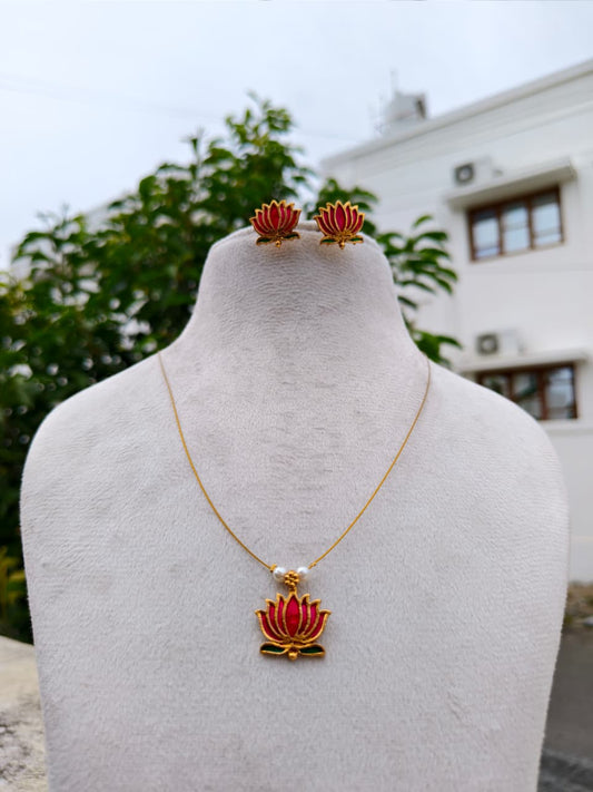 Lotus Invisible Necklace NNB93