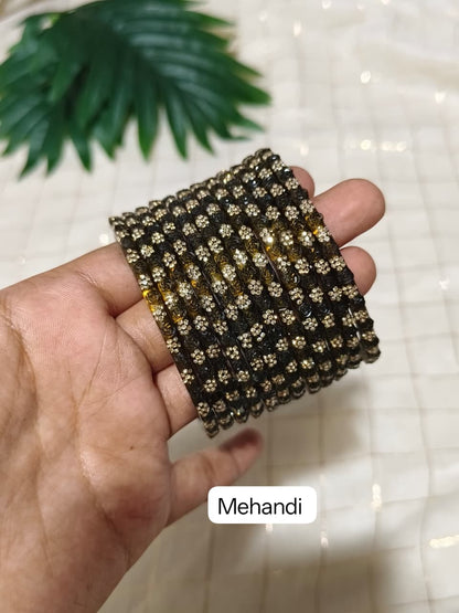 Sara Glass bangles