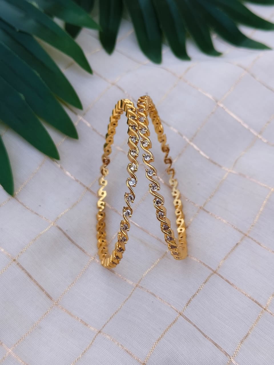 Yugal Metal Bangle MBNB11