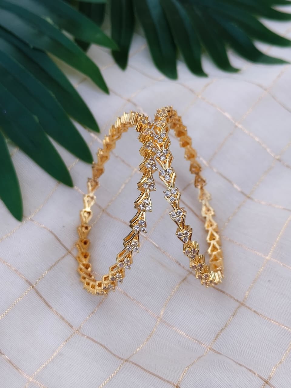 Daksha Metal Bangle MBNB14