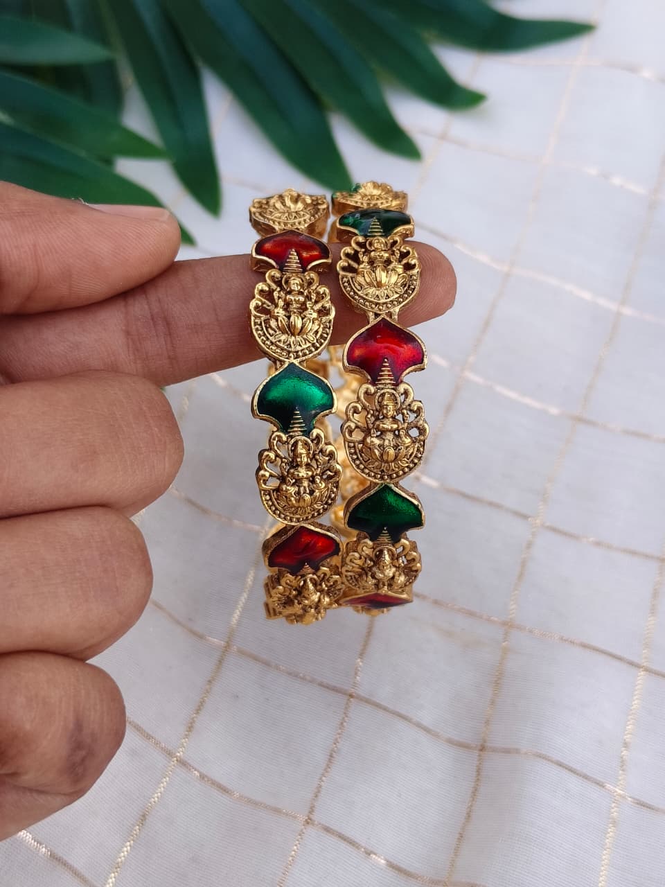 Aatmika Metal Bangle MBNB20