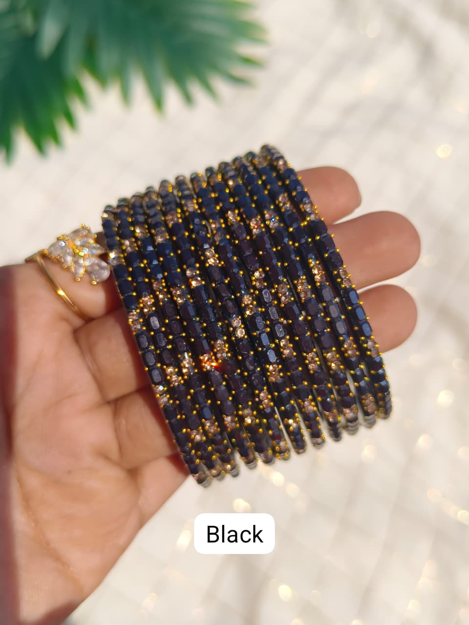 Kanaa Glass bangles