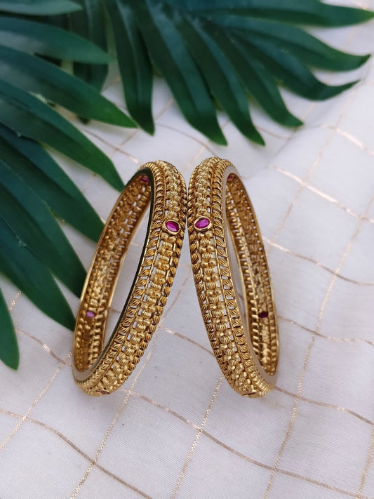Sakshi Metal Bangles MBNB31