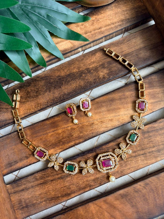 Urvashi Necklace NNB137