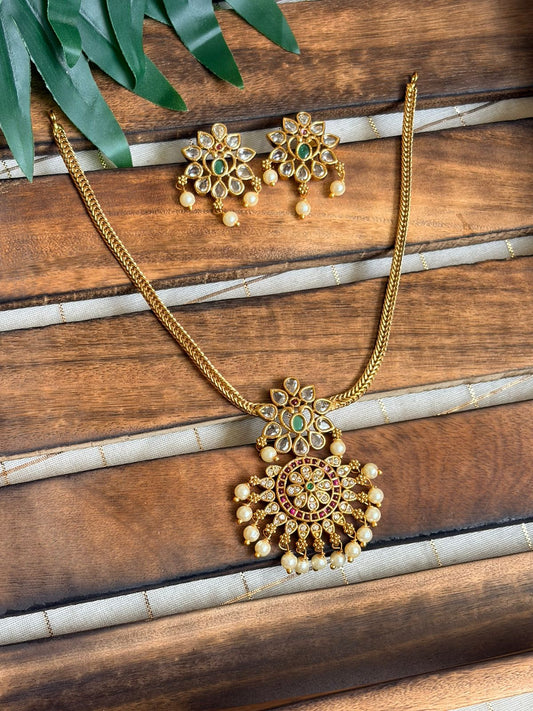 Sun Shin Necklace  NNB183