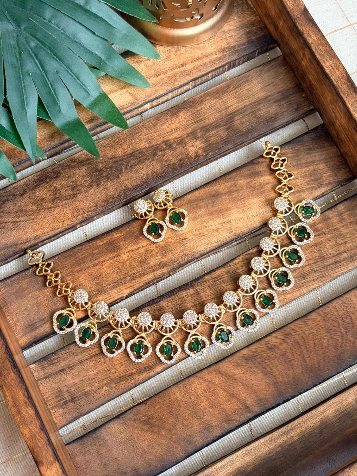 Harit Green Necklace NNB195