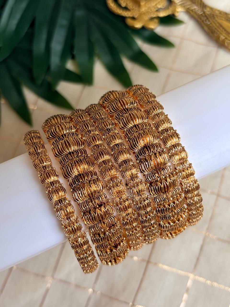 Thendral Metal Bangles MBNB84