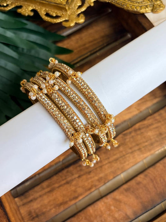 Boder Bangles 26