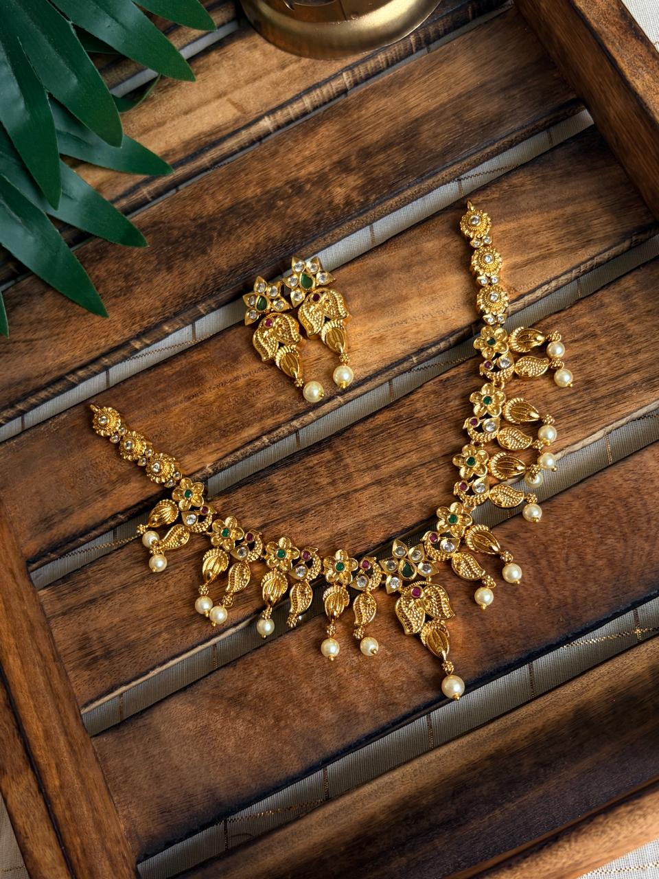 Tradition Necklace NNB211