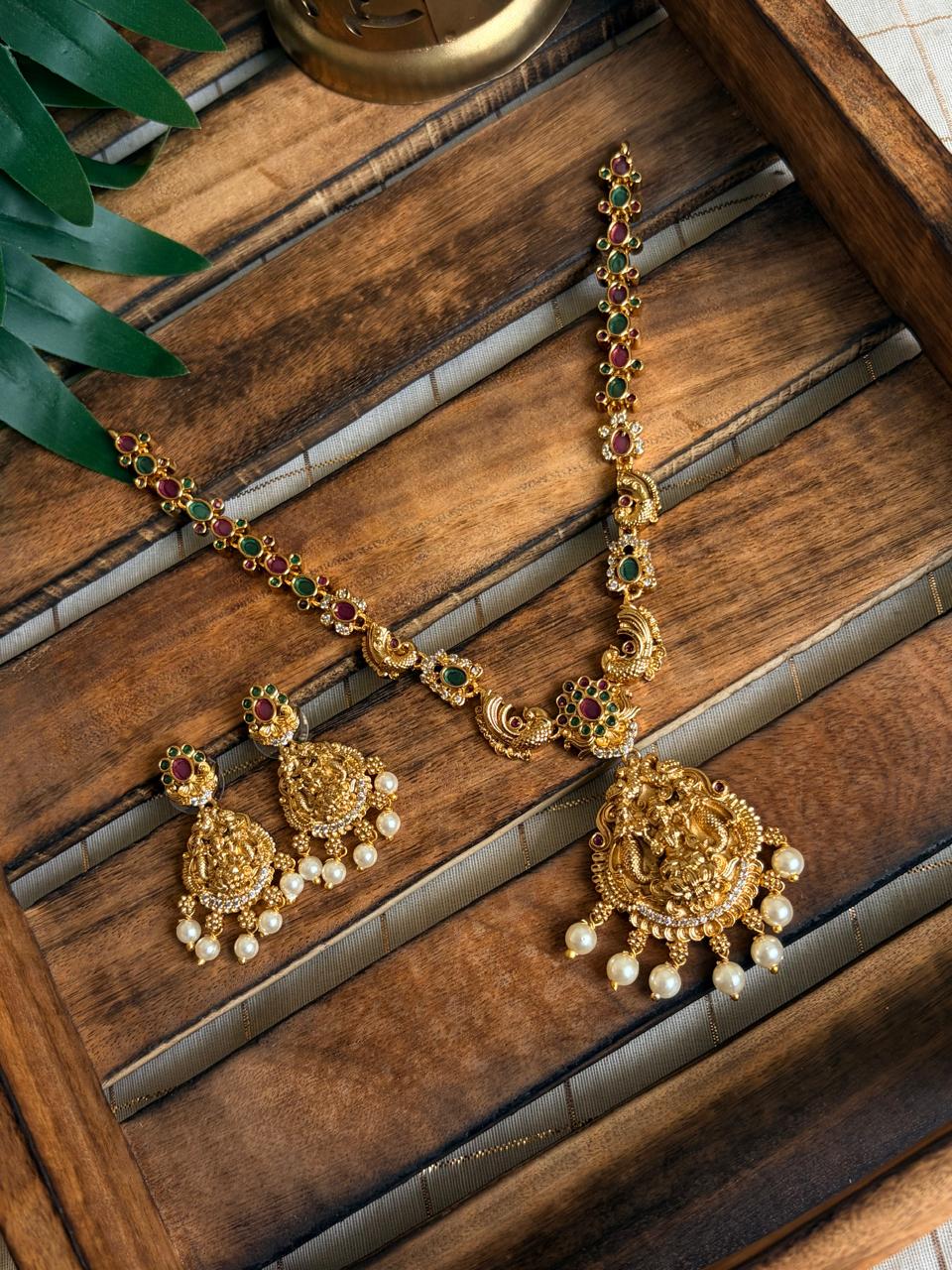 Ishani Necklace NNB213