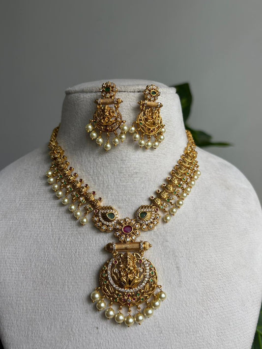 Lakshmi Peral Necklace NNB251