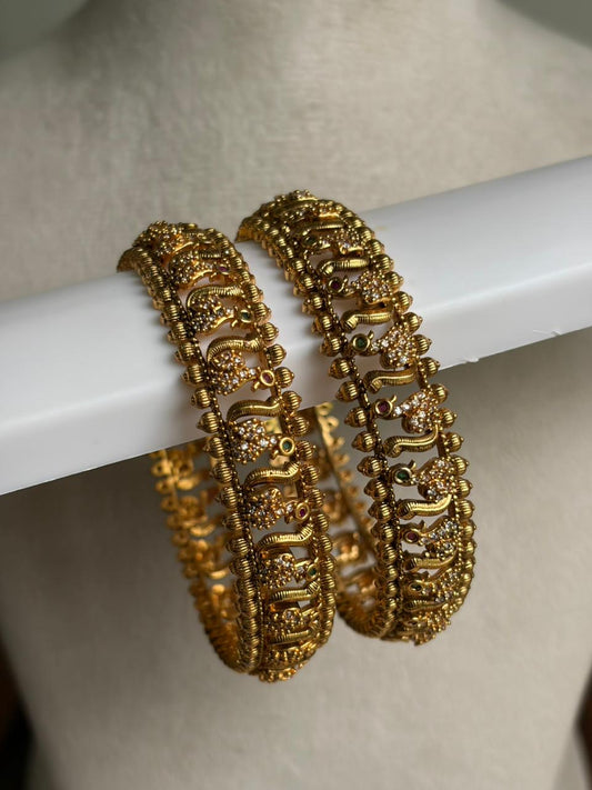 Peacock Metal Bangle MBNB107