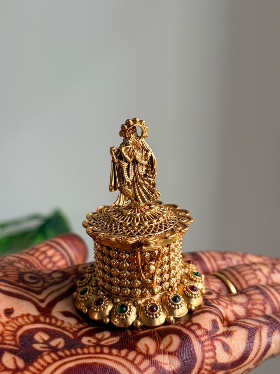 Radha Krishna Kumkum Box KB03