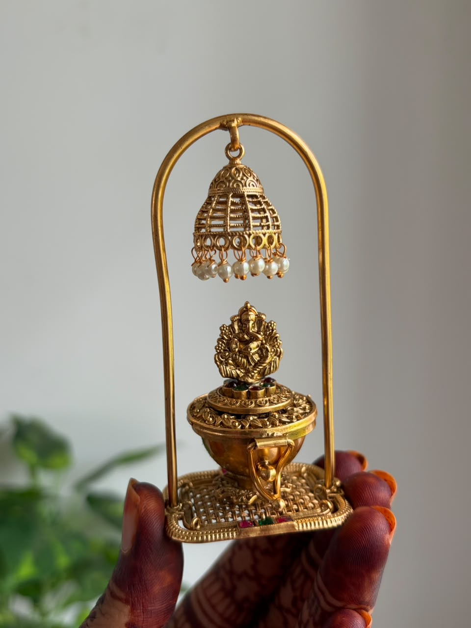 Ganesha Kumkum Box KB05