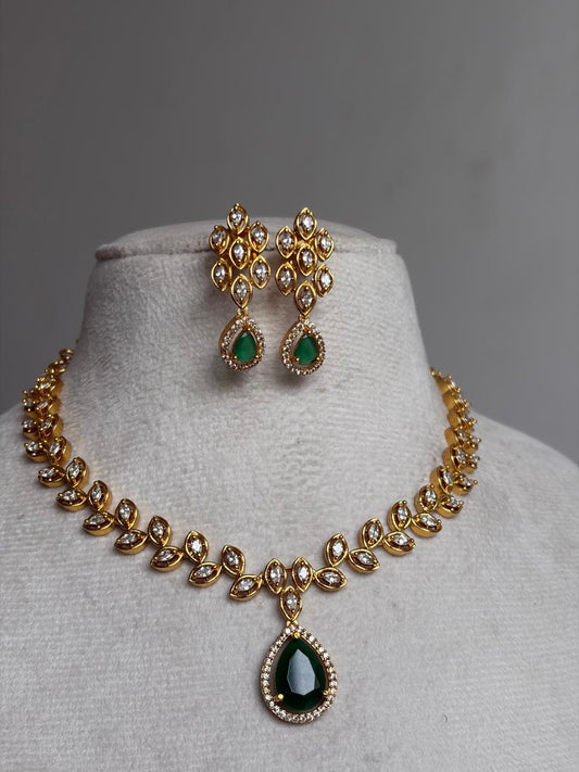 Leafy Green Drop Necklace NNB205