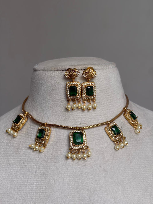 Emerald Diamond Necklace NNB297